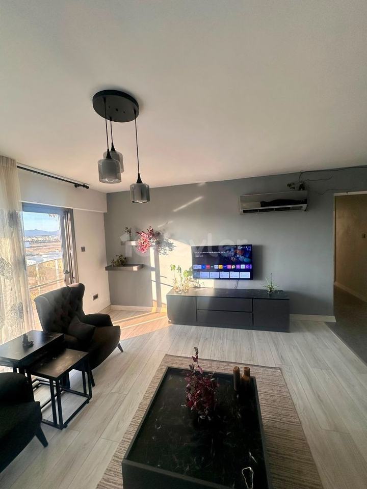 2-Schlafzimmer-apartment in Long Beach — Chapter One Realty