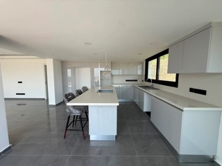 4-Bedroom Villa in Çatalköy — 12