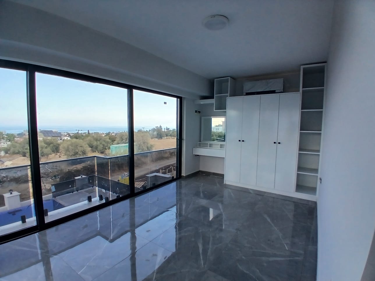 3-Schlafzimmer-Villa in Alsancak — 17