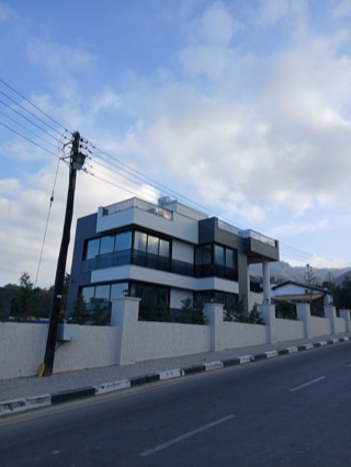 3-Bedroom Villa in Alsancak — 48