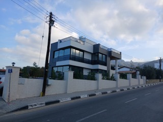 3-Bedroom Villa in Alsancak — 49