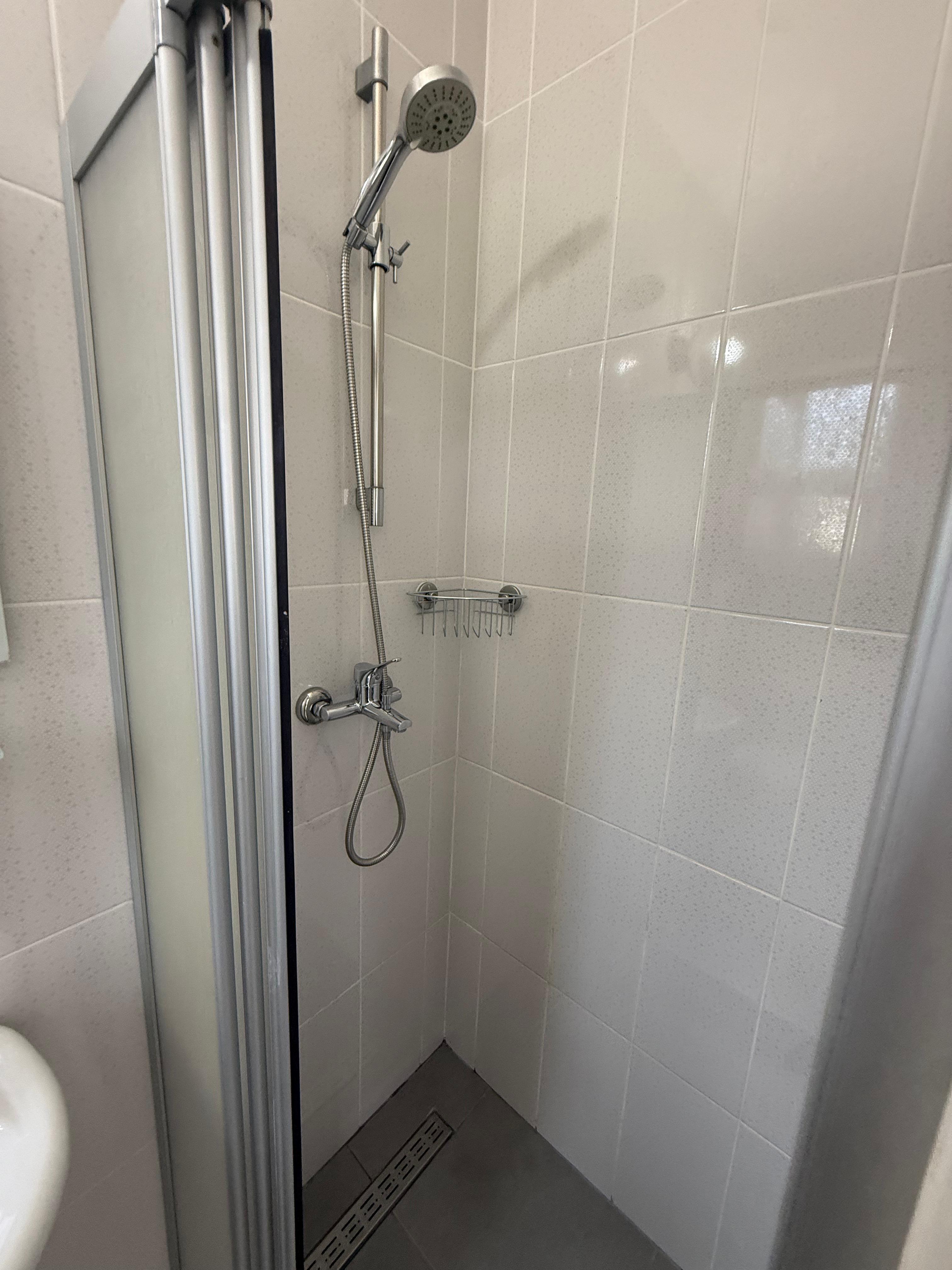 2-Bedroom Apartment in Edremit — 10