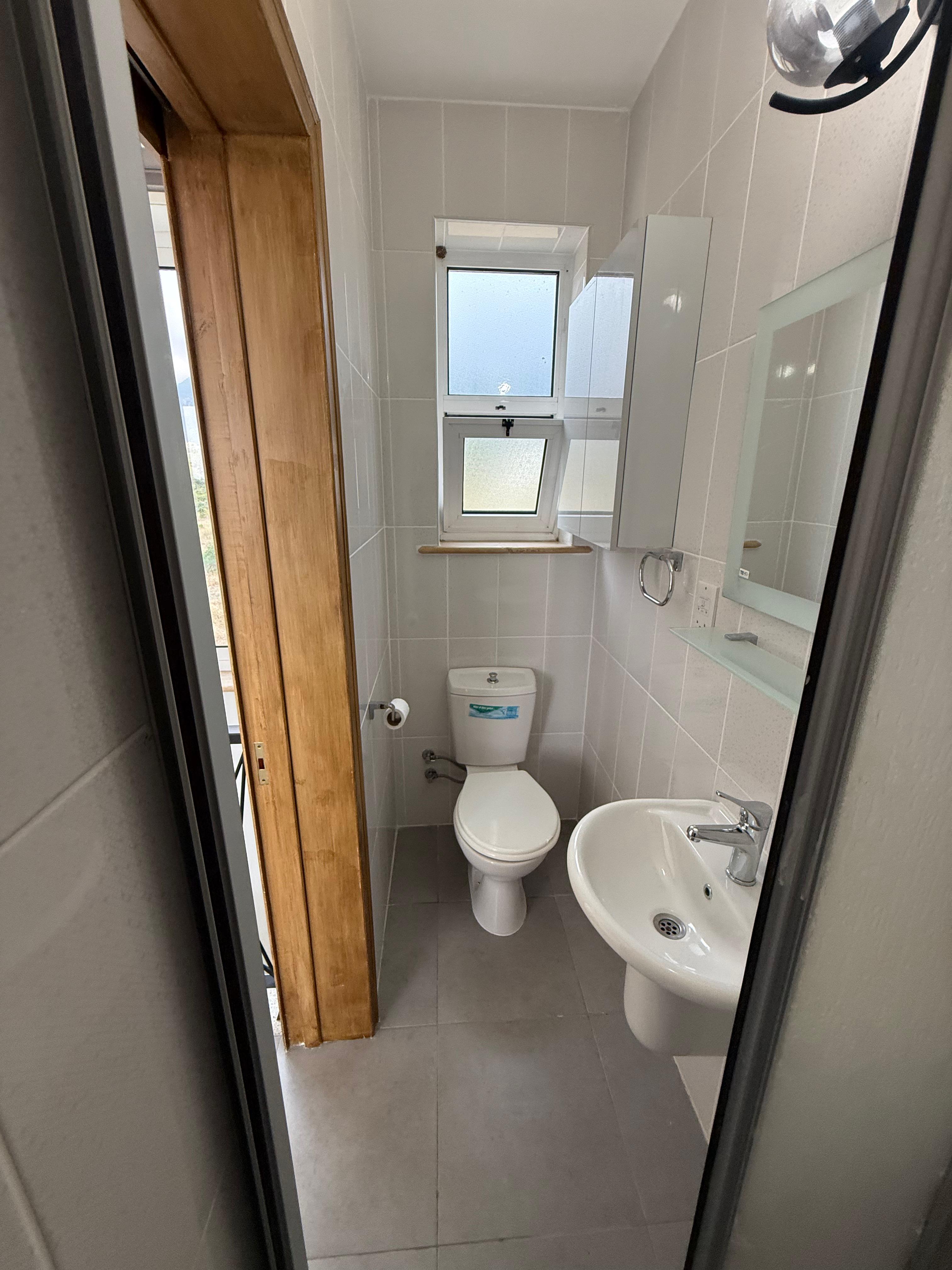 2-Bedroom Apartment in Edremit — 11