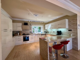 4-Schlafzimmer-Villa in Esentepe — 7