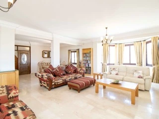 Arapköy’de 4 Yatak Odalı villa — 8