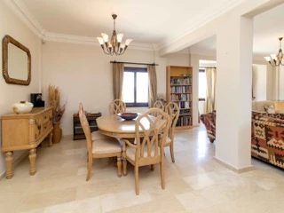 Arapköy’de 4 Yatak Odalı villa — 10