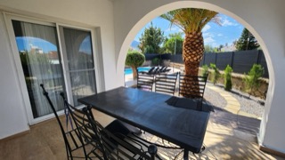 Möblierte 3-Schlafzimmer-Villa mit privatem Pool zur Miete in Çatalköy — 3