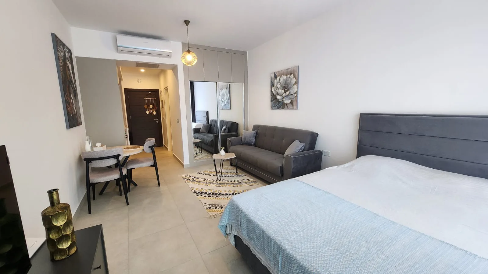 Studio-Studio in Esentepe — Chapter One Realty