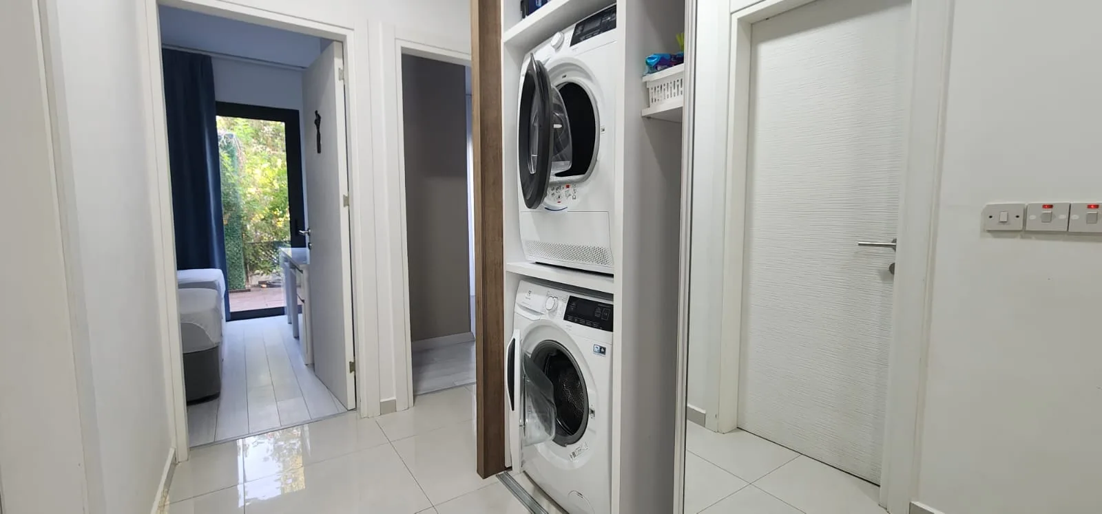 Möblierte 2+1-Erdgeschosswohnung mit Garten in Alsancak — £999/Monat — 18