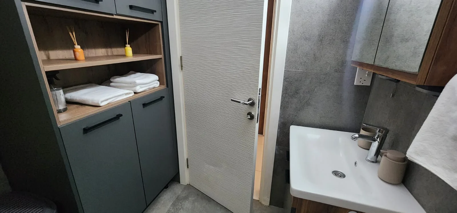 Möblierte 2+1-Erdgeschosswohnung mit Garten in Alsancak — £999/Monat — 20