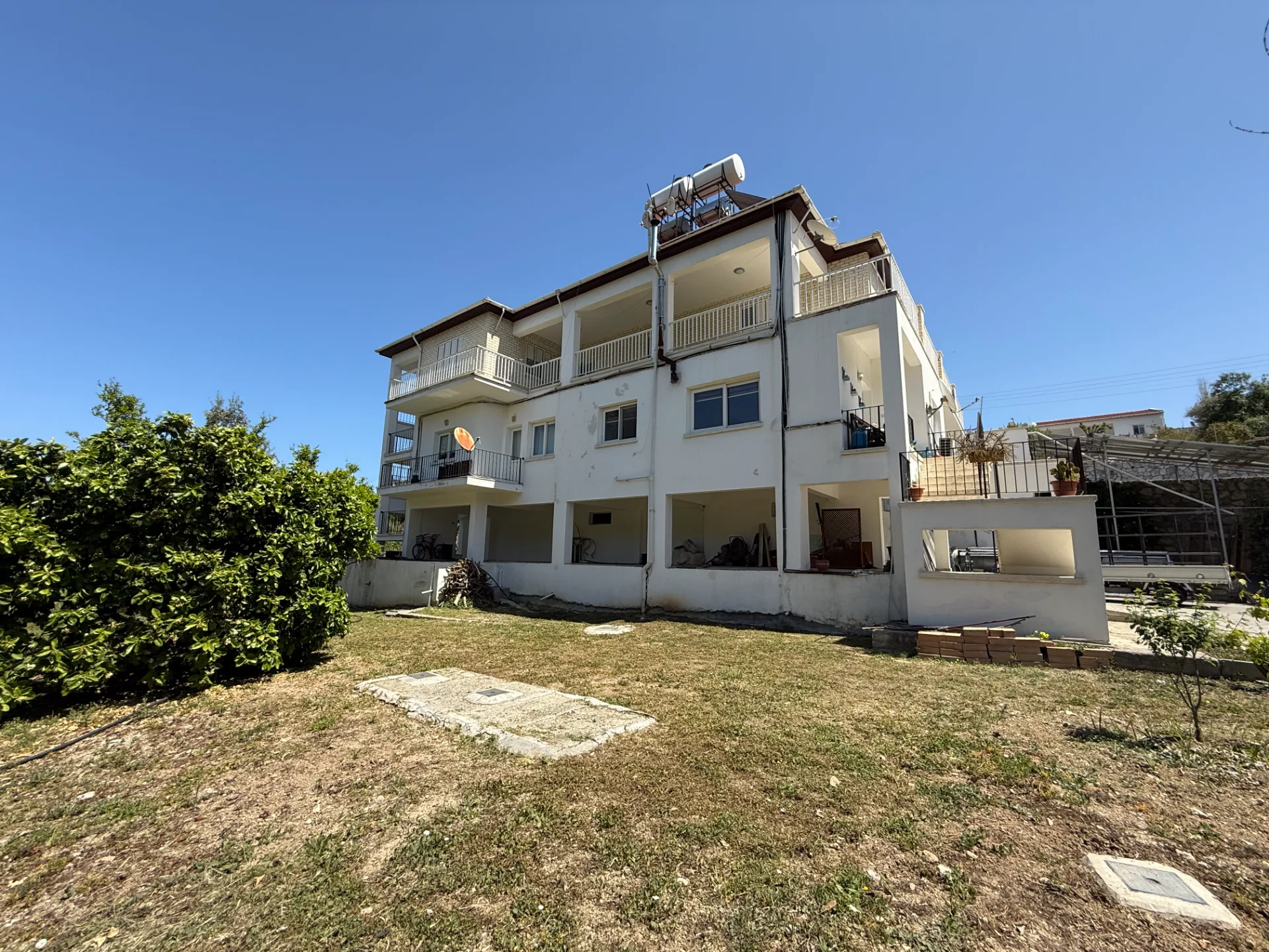 Entire Building in Çatalköy, Kyrenia — Chapter One Realty