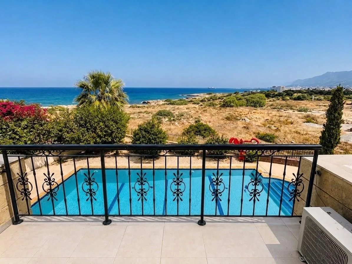 Furnished 3-Bedroom Villa with Private Pool in Karşıyaka — £1,500/month | C1-0159 — 3