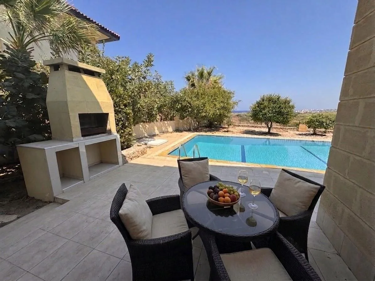 Furnished 3-Bedroom Villa with Private Pool in Karşıyaka — £1,500/month | C1-0159 — 5