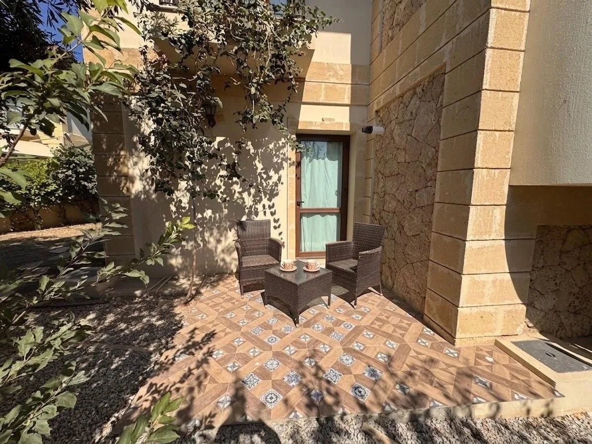 Furnished 3-Bedroom Villa with Private Pool in Karşıyaka — £1,500/month | C1-0159 — 6