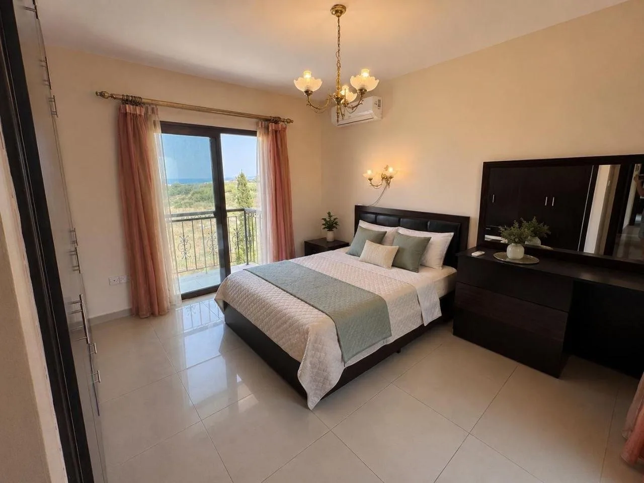 Furnished 3-Bedroom Villa with Private Pool in Karşıyaka — £1,500/month | C1-0159 — 14