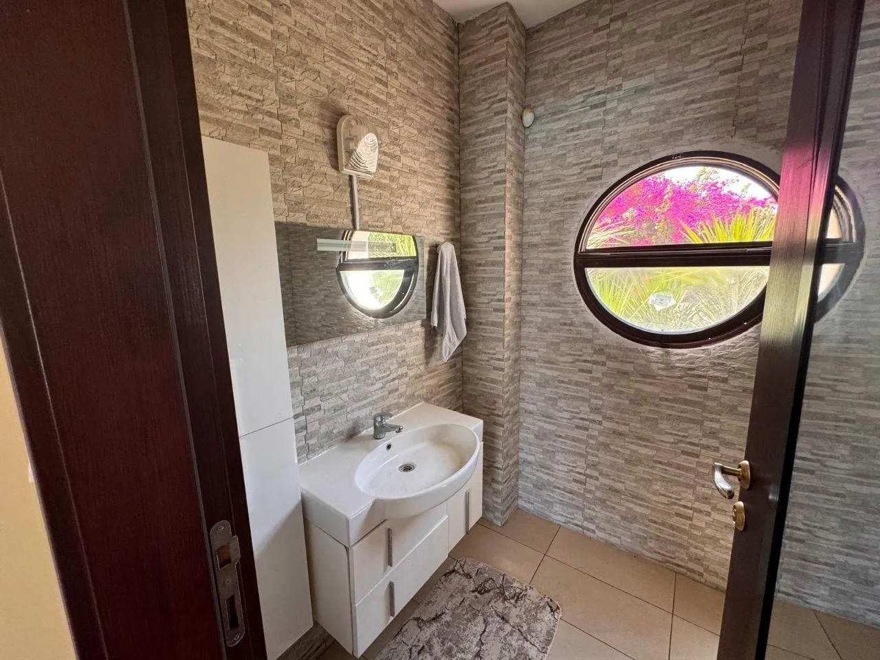 Furnished 3-Bedroom Villa with Private Pool in Karşıyaka — £1,500/month | C1-0159 — 18