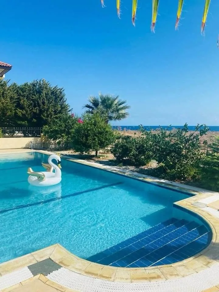 Furnished 3-Bedroom Villa with Private Pool in Karşıyaka — £1,500/month | C1-0159 — 20