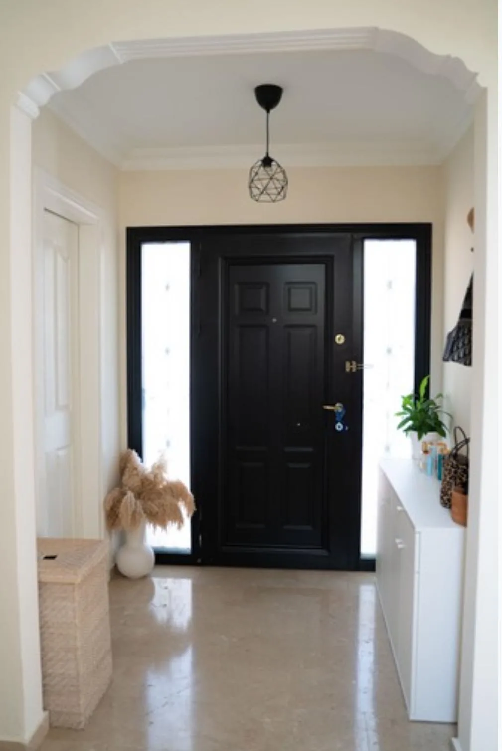 Möblierte Villa mit 3 Schlafzimmern, Pool und Garten in Alsancak — £1.800/Monat — 17