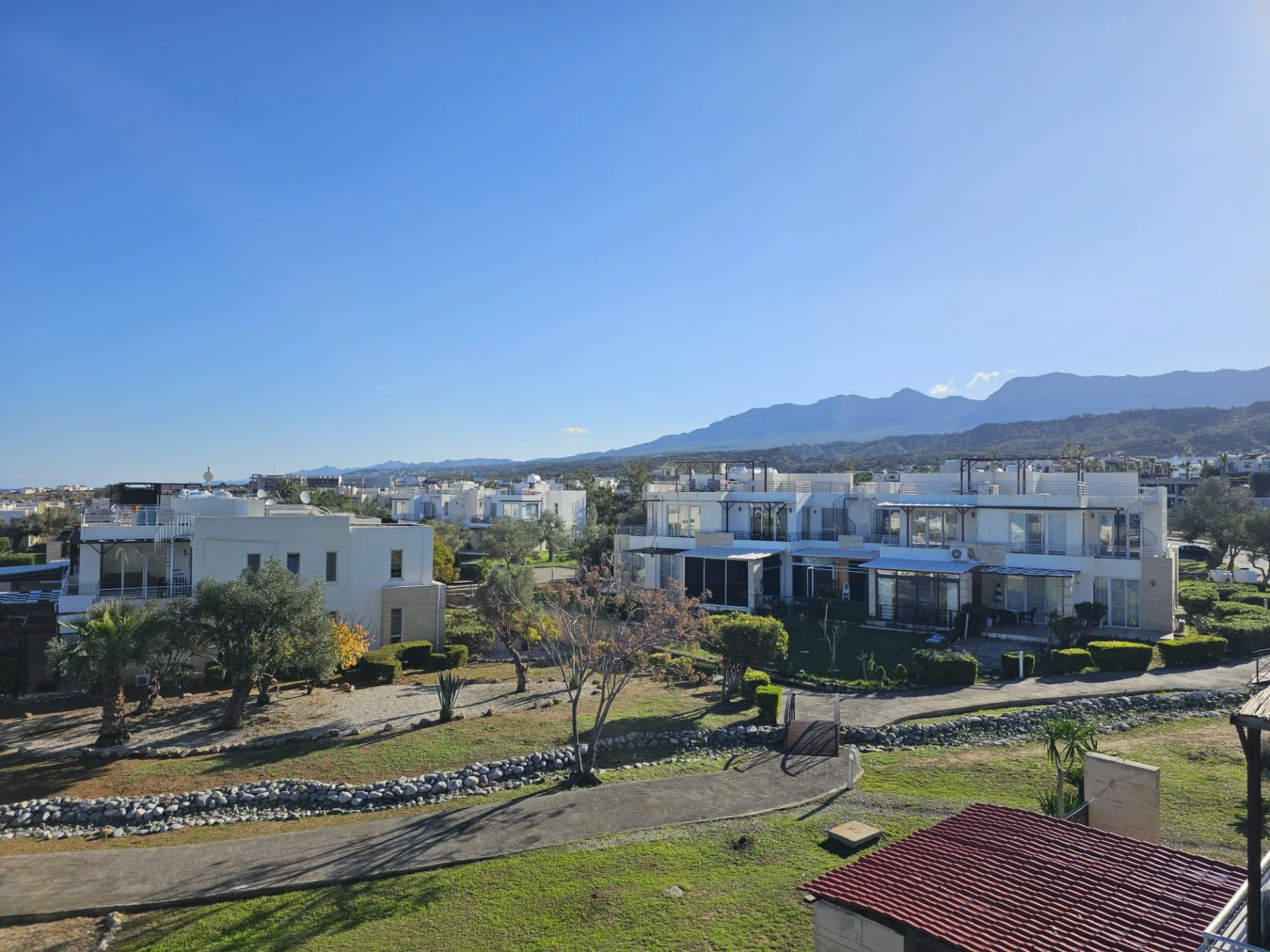 Möbliertes Penthouse mit 2 Schlafzimmern in Turtle Bay, Esentepe — £700/Monat — Chapter One Realty