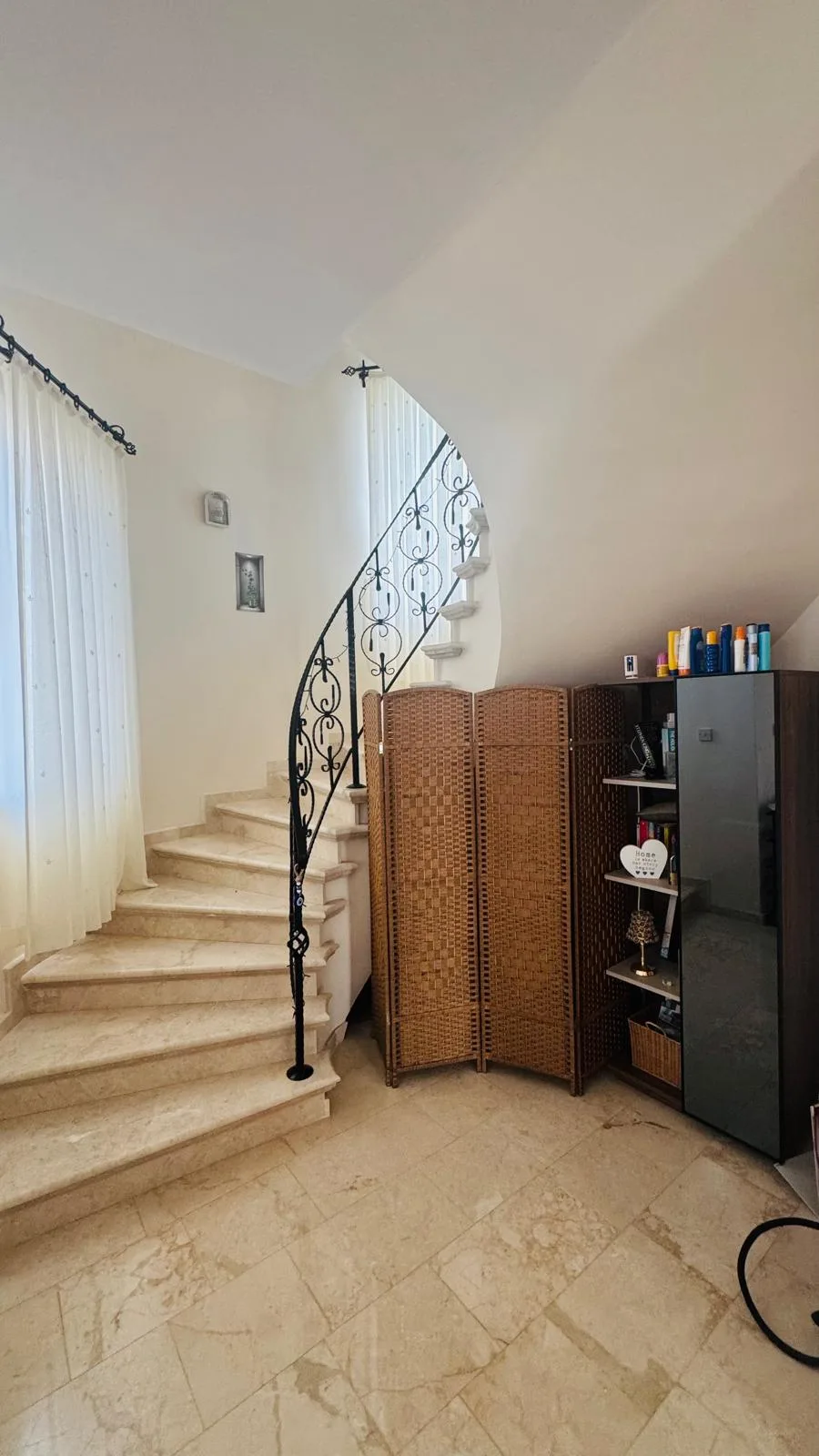 Furnished 3-Bedroom Sea-View Villa with Private Pool in Bahçeli — £350,000 — 16