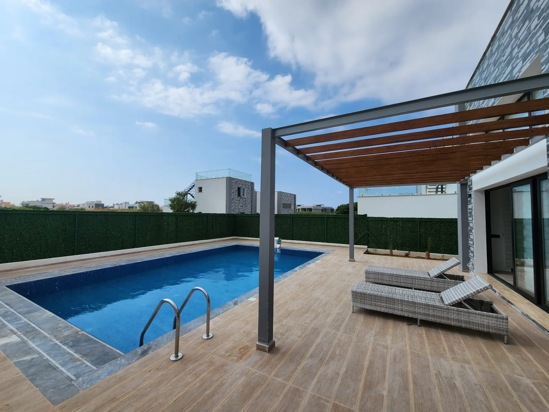 Villa mit 3 Schlafzimmern und Privatpool zur Miete in Lapta | C1-0012 — 6