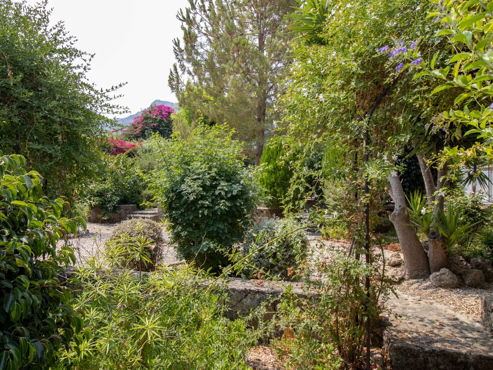 Möblierte Villa mit 4 Schlafzimmern und privatem Pool in Çatalköy — £546.000 — 7
