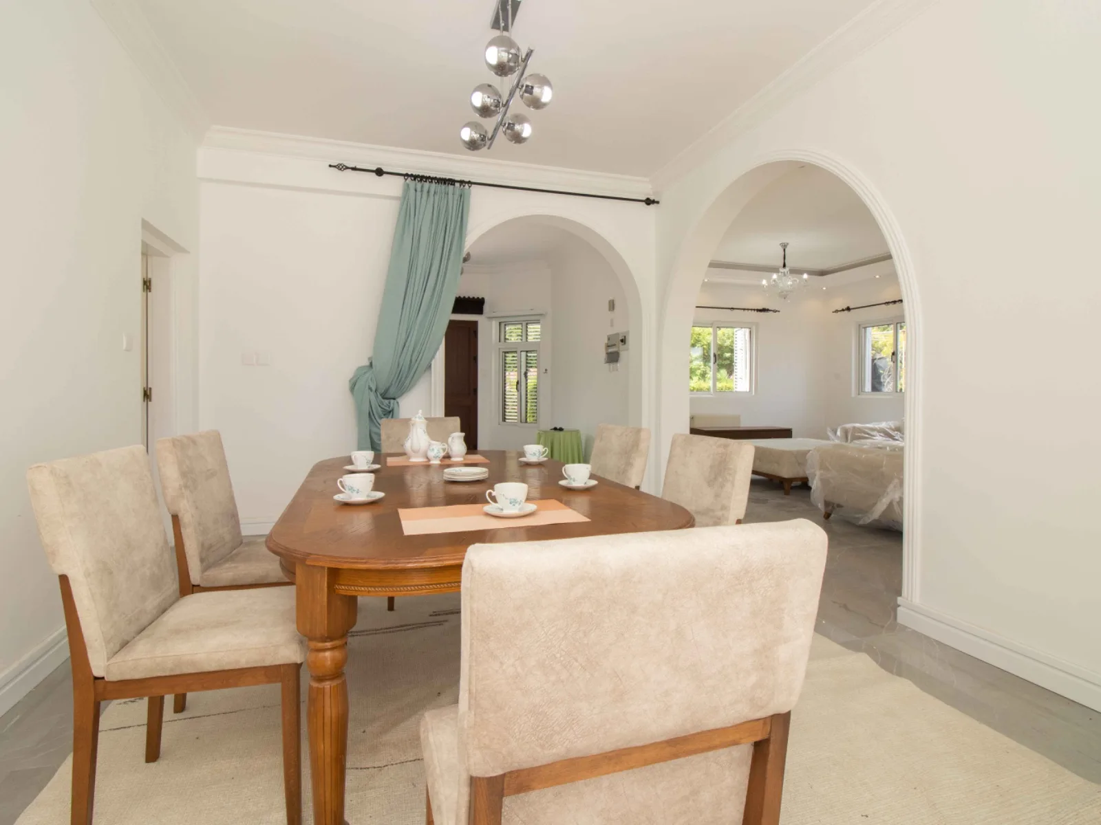 Möblierte Villa mit 4 Schlafzimmern und privatem Pool in Çatalköy — £546.000 — 11