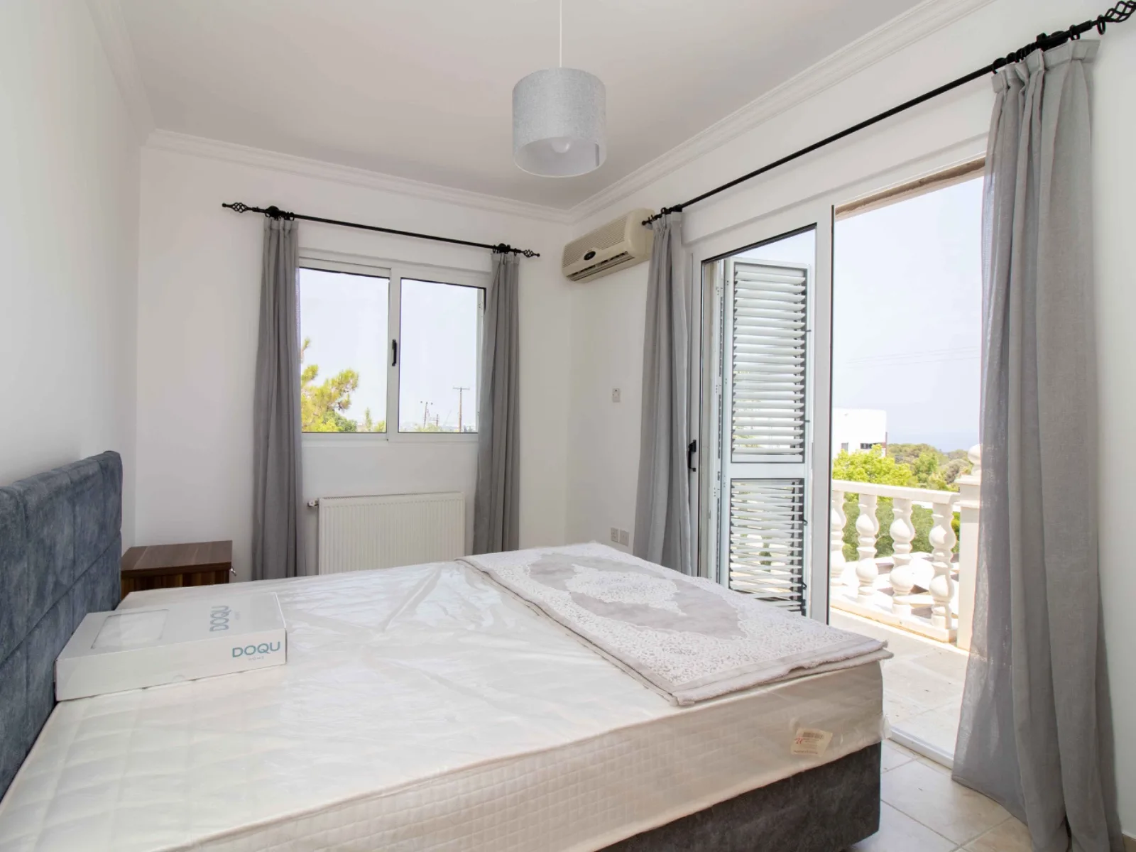 Möblierte Villa mit 4 Schlafzimmern und privatem Pool in Çatalköy — £546.000 — 12