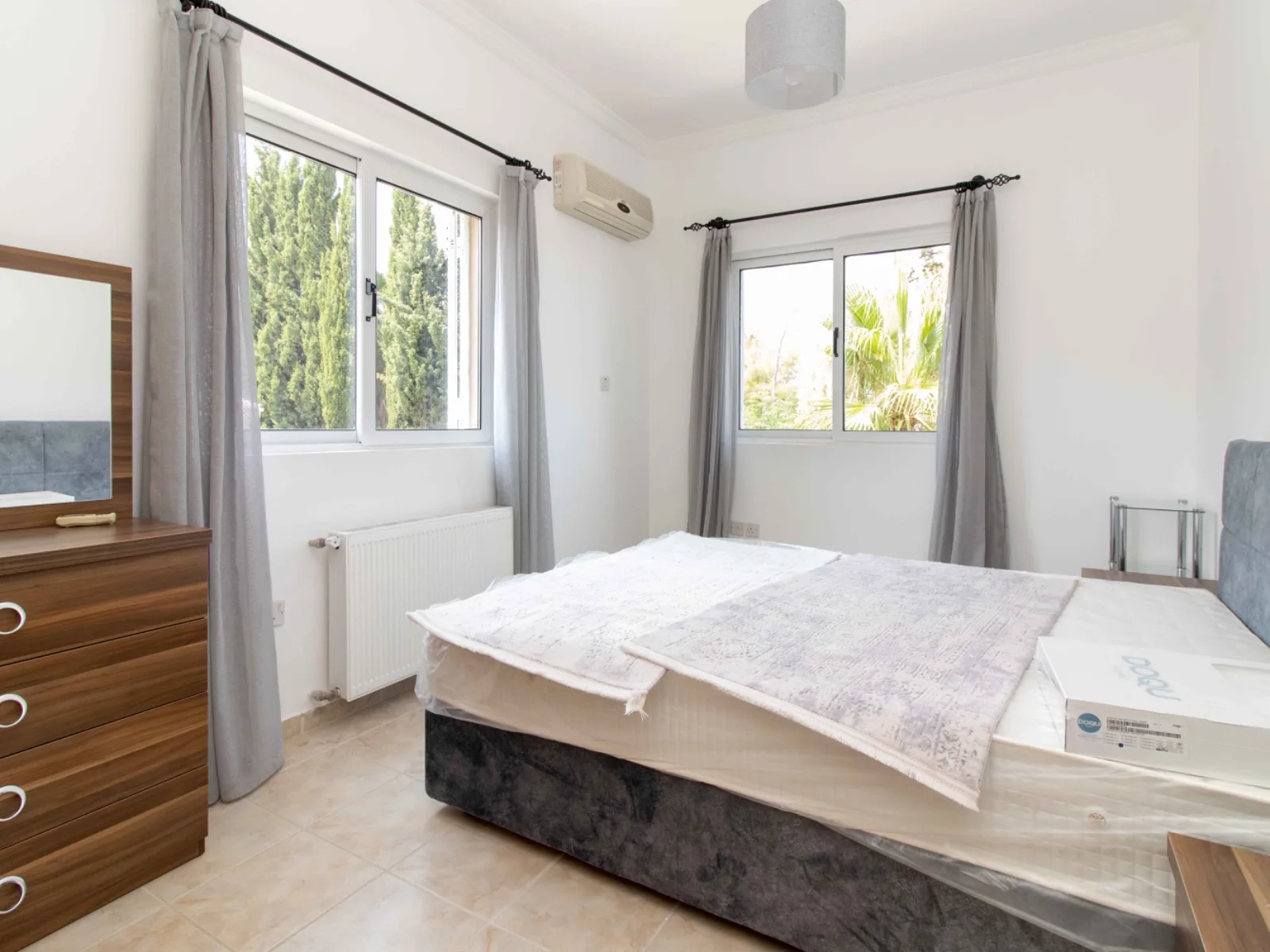 Möblierte Villa mit 4 Schlafzimmern und privatem Pool in Çatalköy — £546.000 — 20