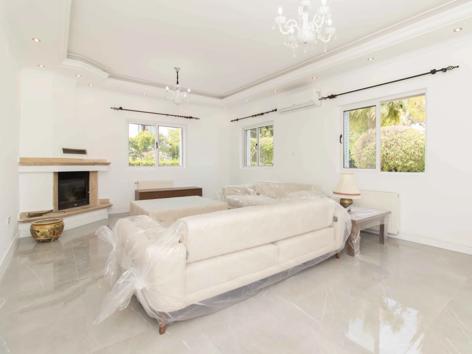 Möblierte Villa mit 4 Schlafzimmern und privatem Pool in Çatalköy — £546.000 — 31