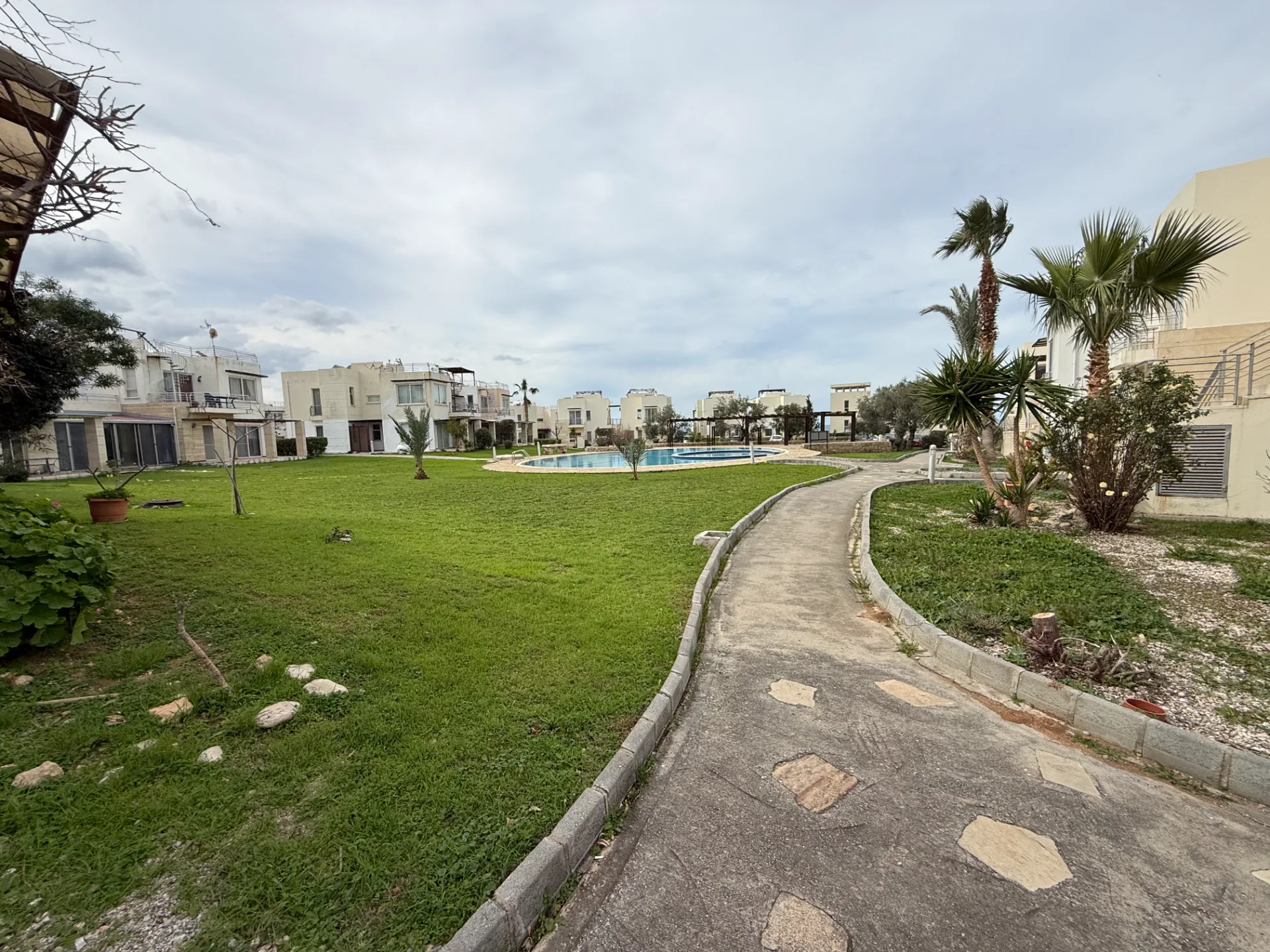 Furnished 2-Bedroom Penthouse in Turtle Bay, Esentepe — £105,000 — 24
