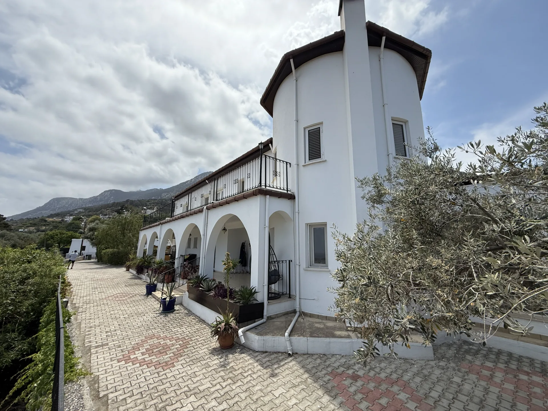 4-Bedroom Villa in Karşıyaka, Kyrenia — Chapter One Realty