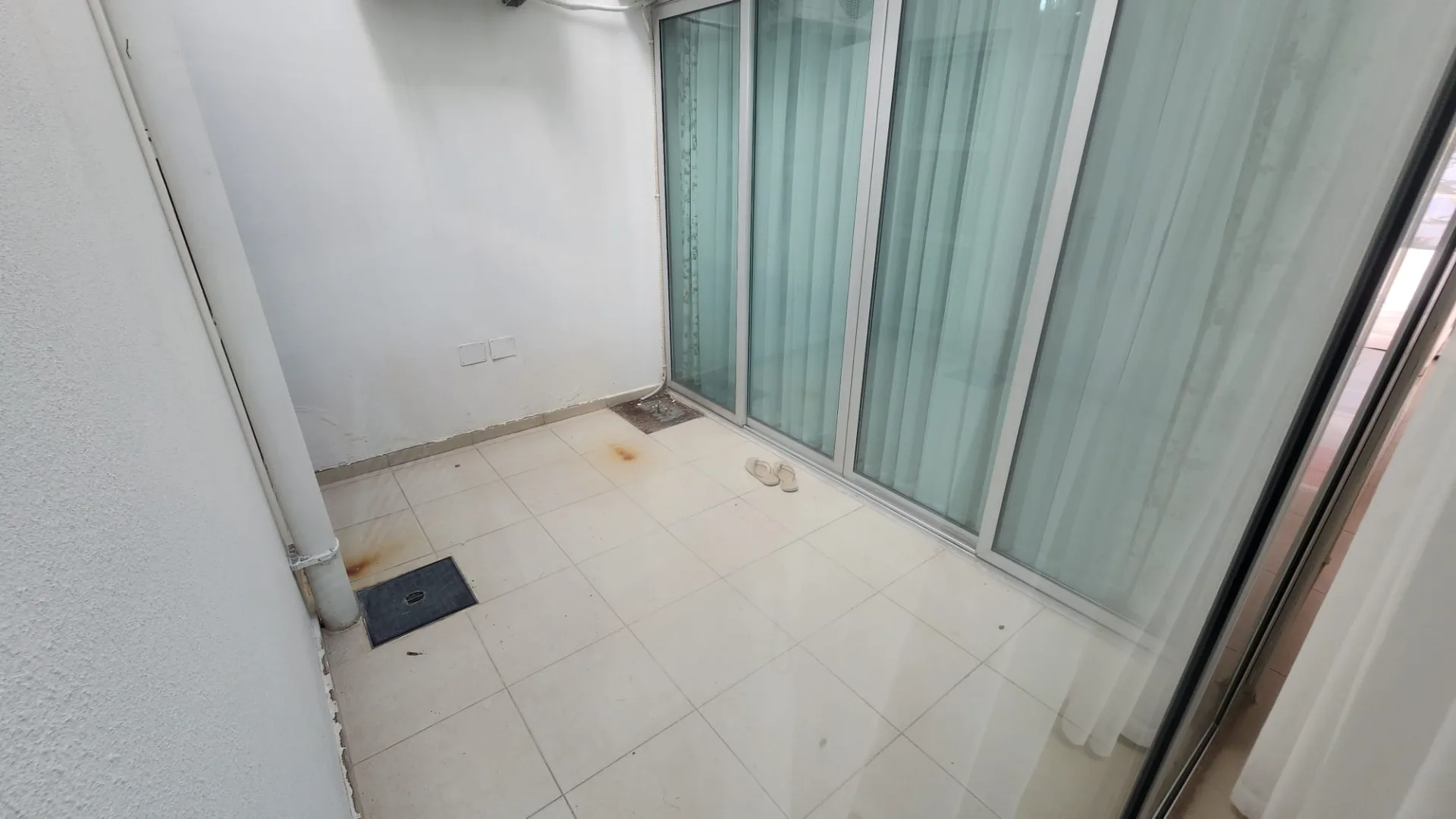 Furnished Beachfront 2-Bedroom Apartment in Karaoğlanoğlu — £1,000/month — 15