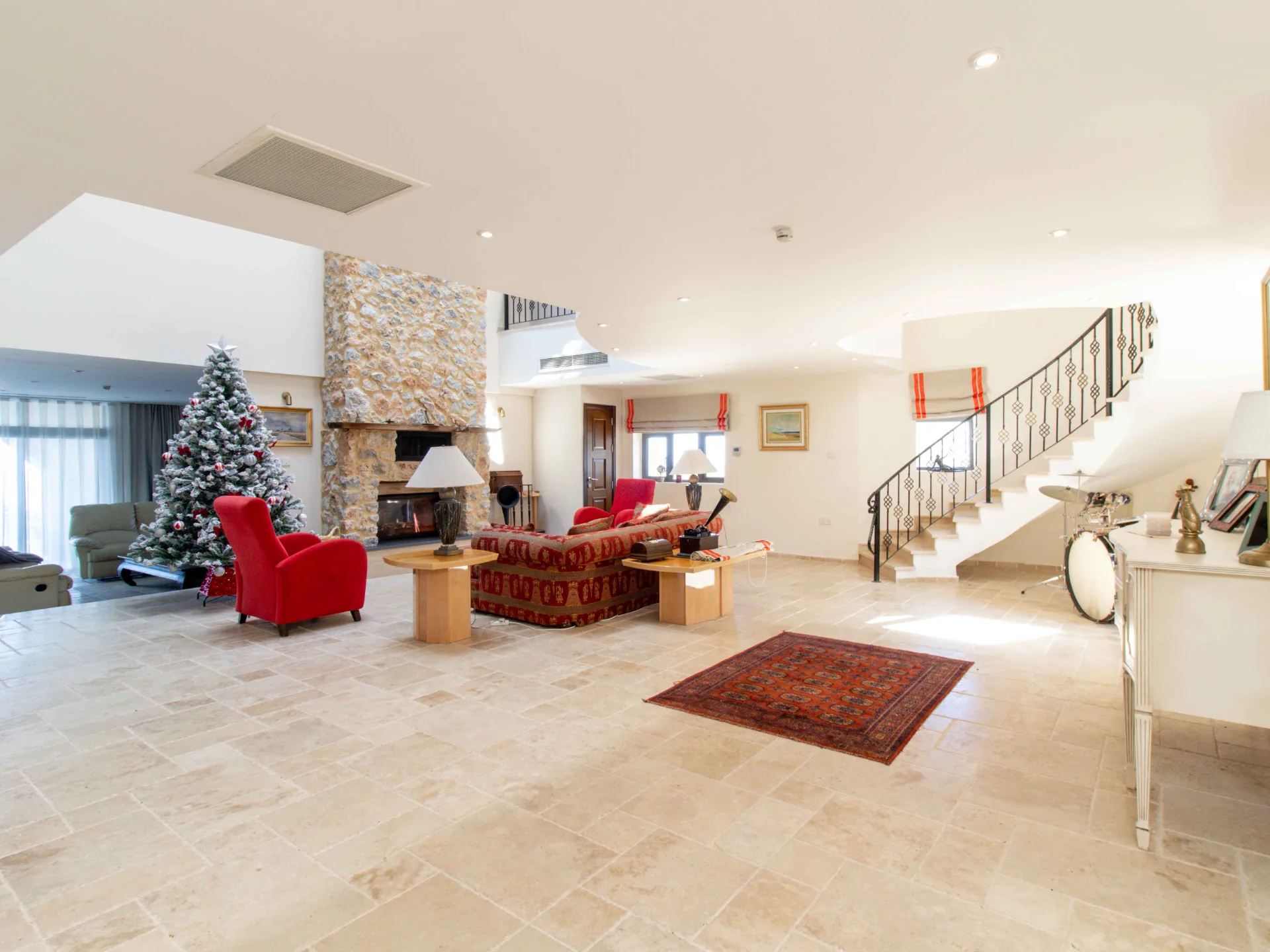 5-Bedroom Stone Villa with Infinity Pool in Arapköy — 2