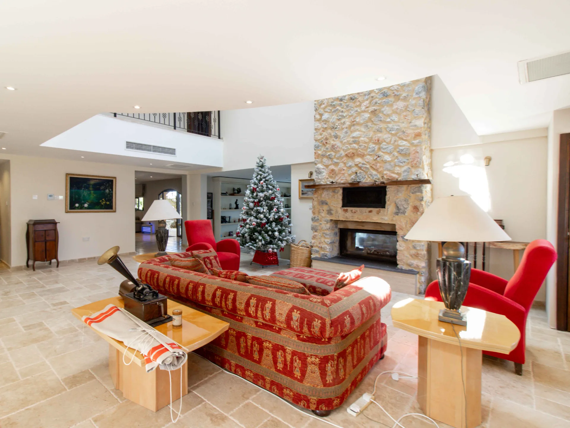 5-Bedroom Stone Villa with Infinity Pool in Arapköy — 9