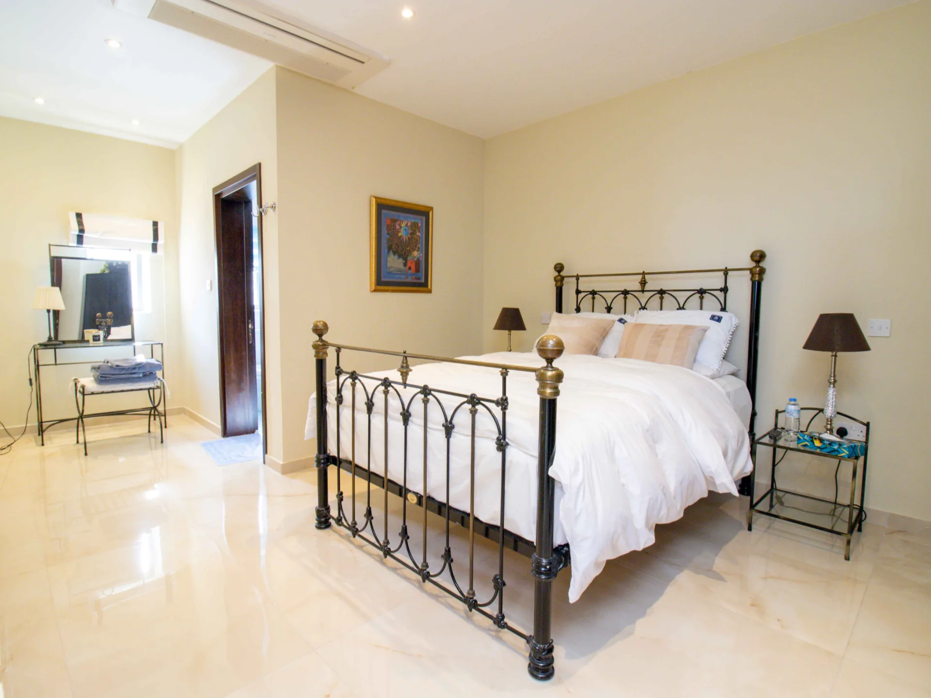 5-Bedroom Stone Villa with Infinity Pool in Arapköy — 14