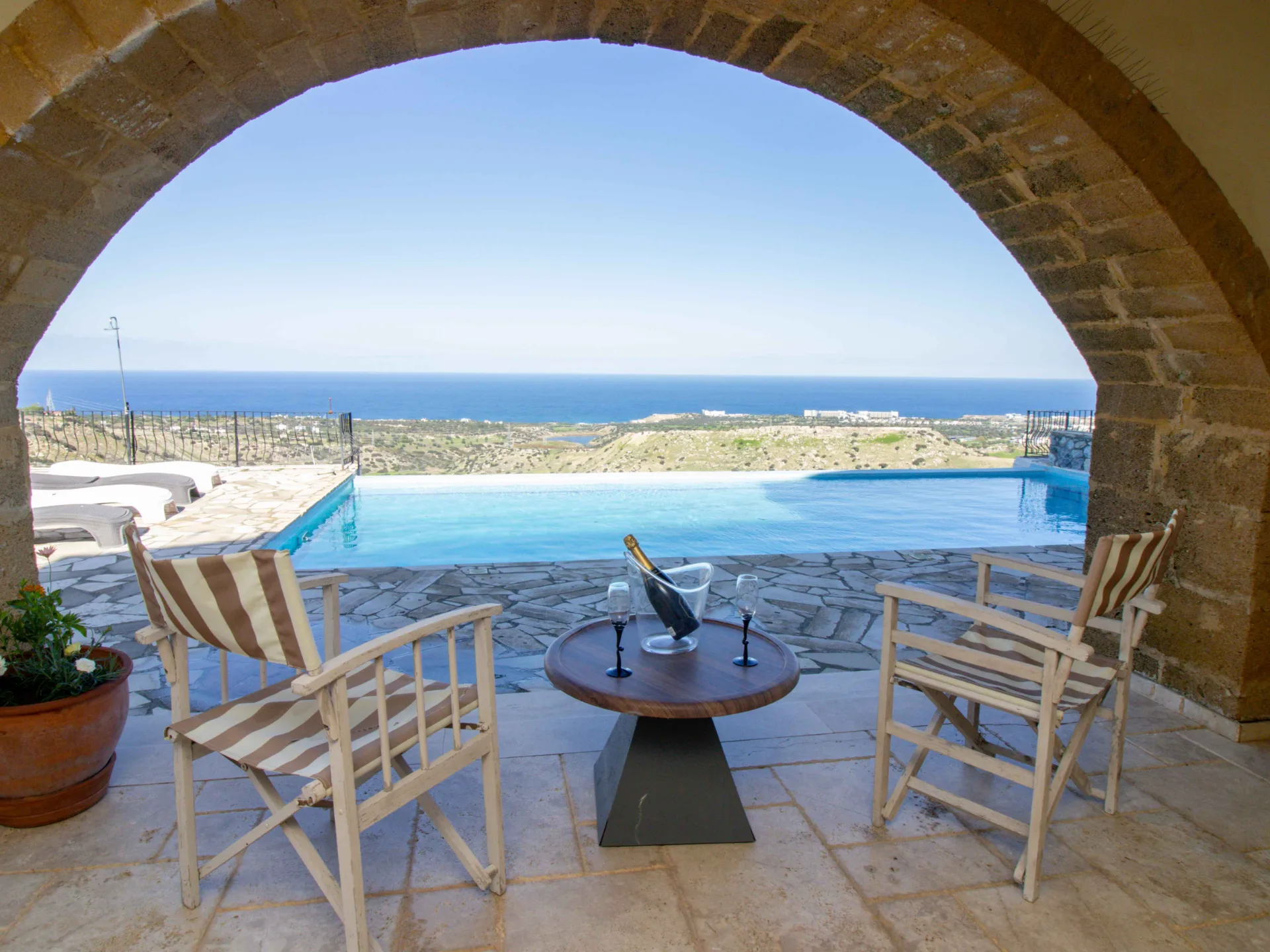 5-Bedroom Stone Villa with Infinity Pool in Arapköy — 36