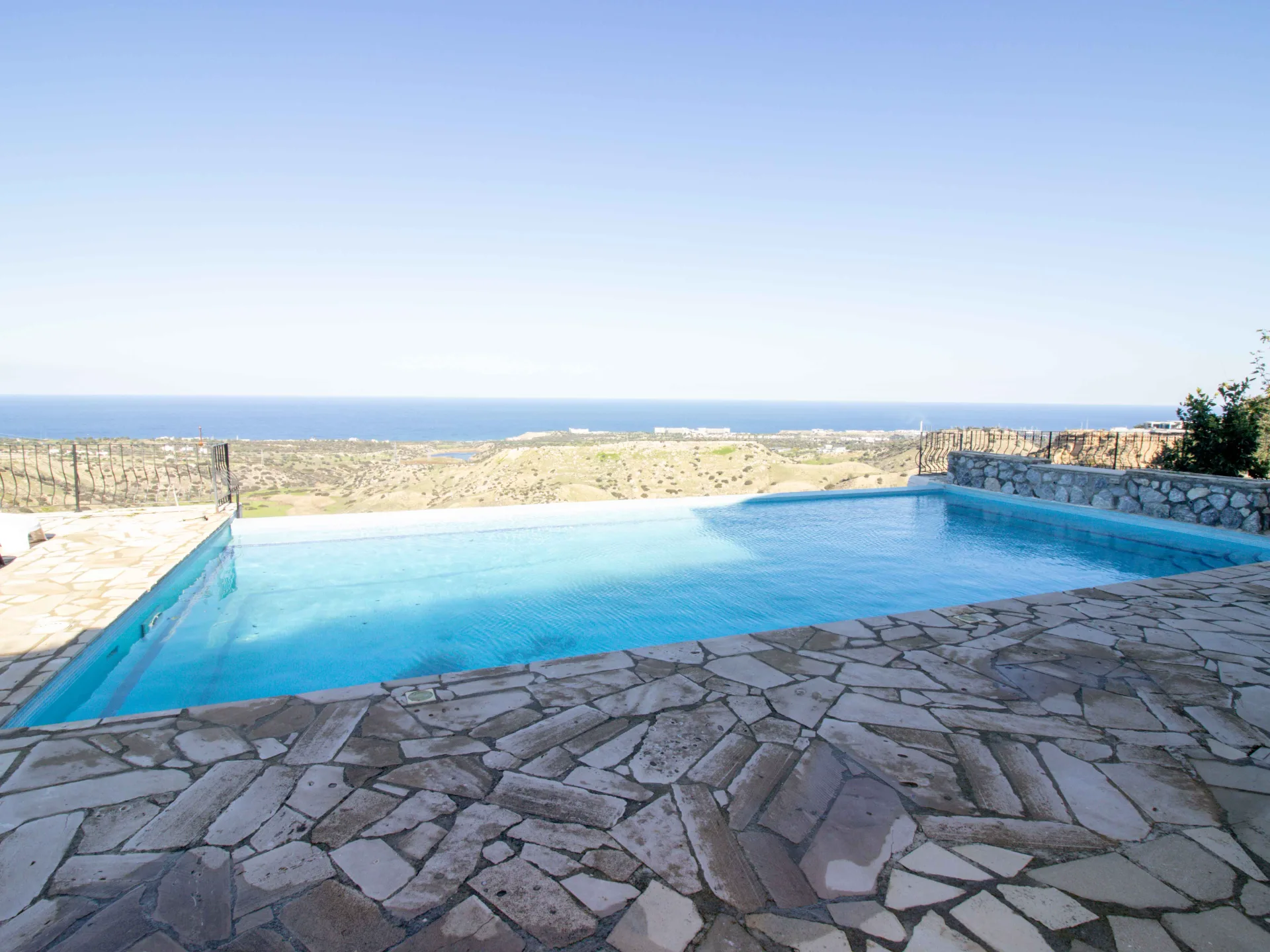 5-Bedroom Stone Villa with Infinity Pool in Arapköy — 37