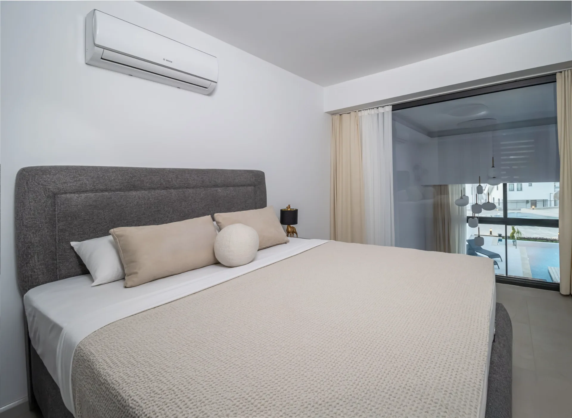 Esentepe’de Özel Havuzlu Eşyalı 3 Yatak Odalı Bahçeli Loft — £1.700/ay — 20