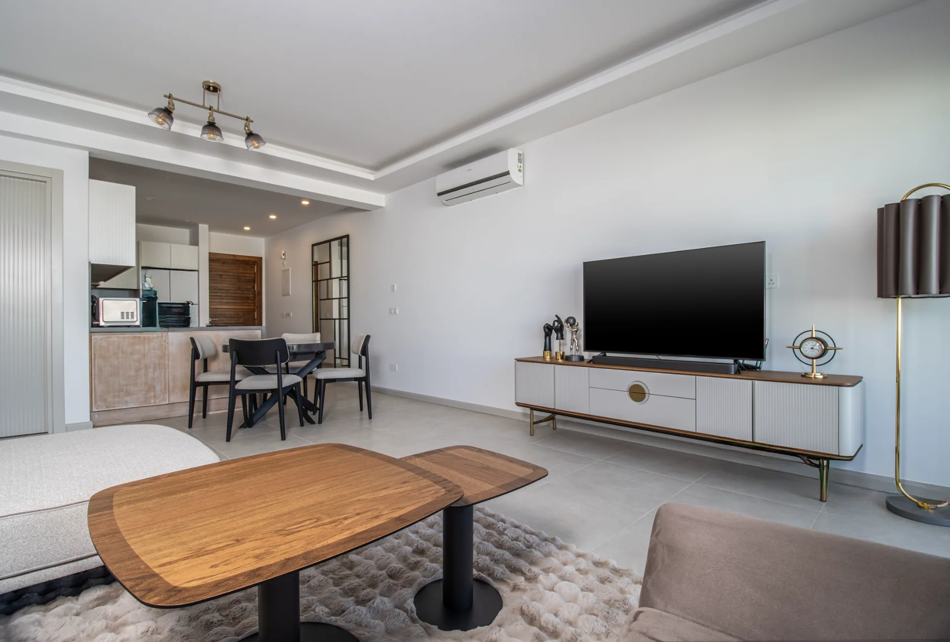 Möblierte Gartenwohnung mit 2 Schlafzimmern in Esentepe — £1.100/Monat — 7