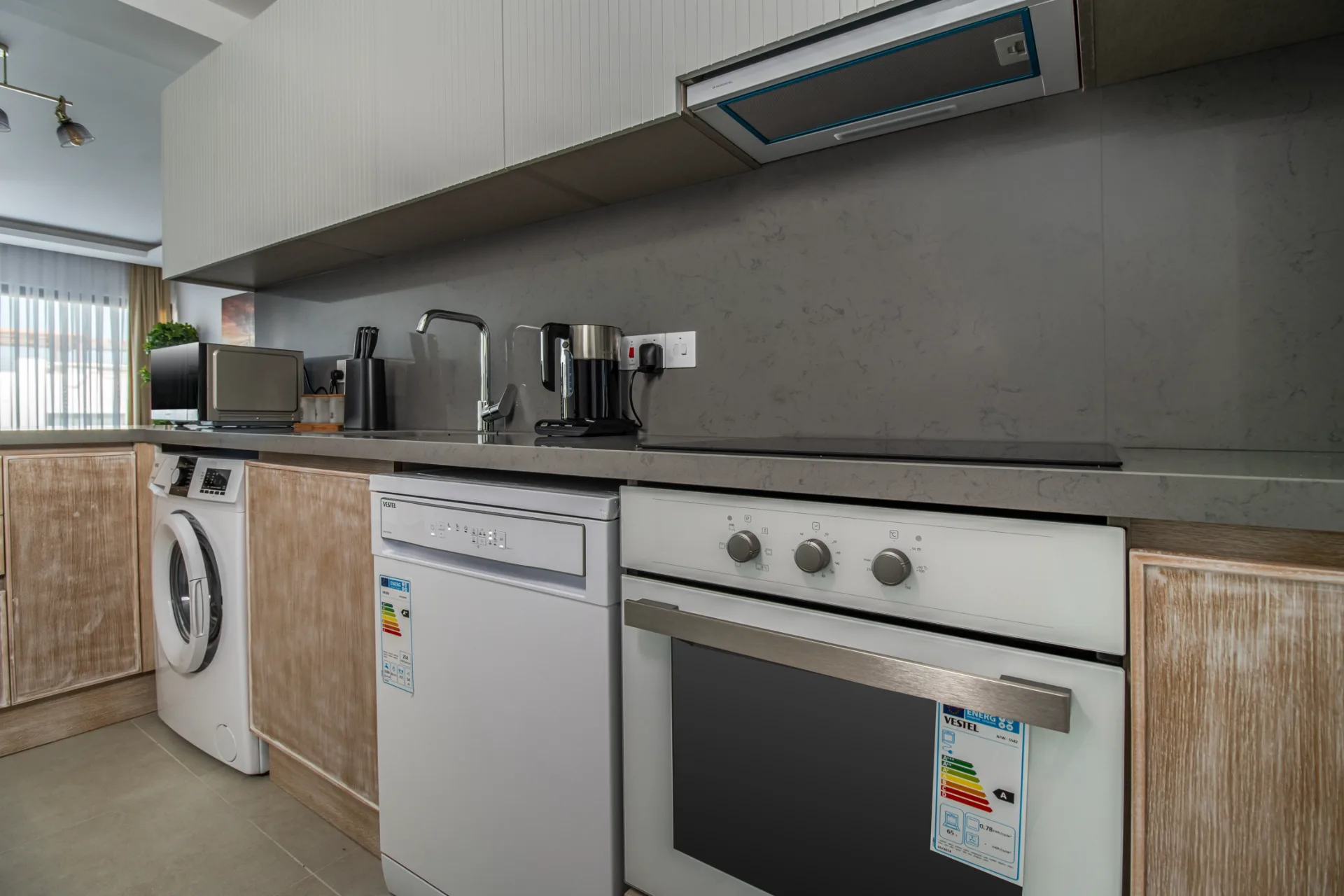Möblierte Gartenwohnung mit 2 Schlafzimmern in Esentepe — £1.100/Monat — 14