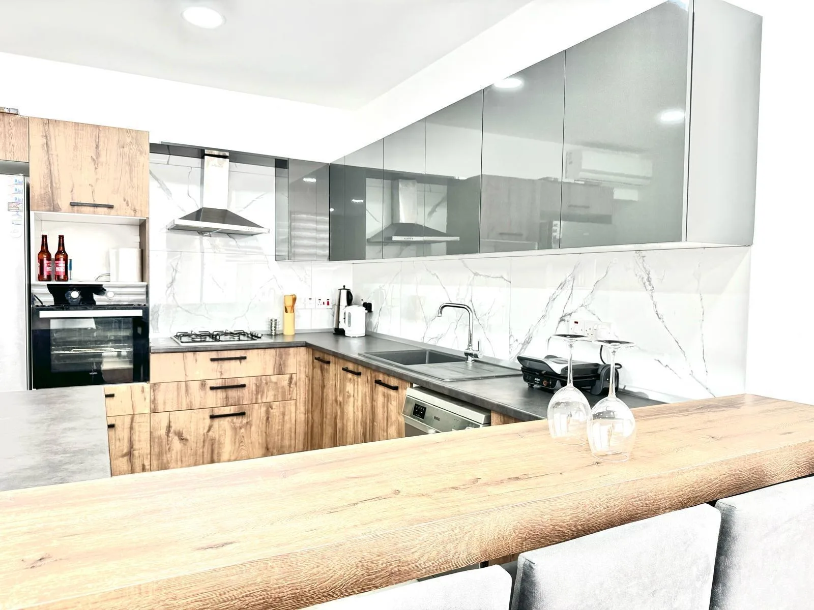 Fully Furnished 2-Bedroom Apartment with Private Terrace in Alsancak — £850/month — 6