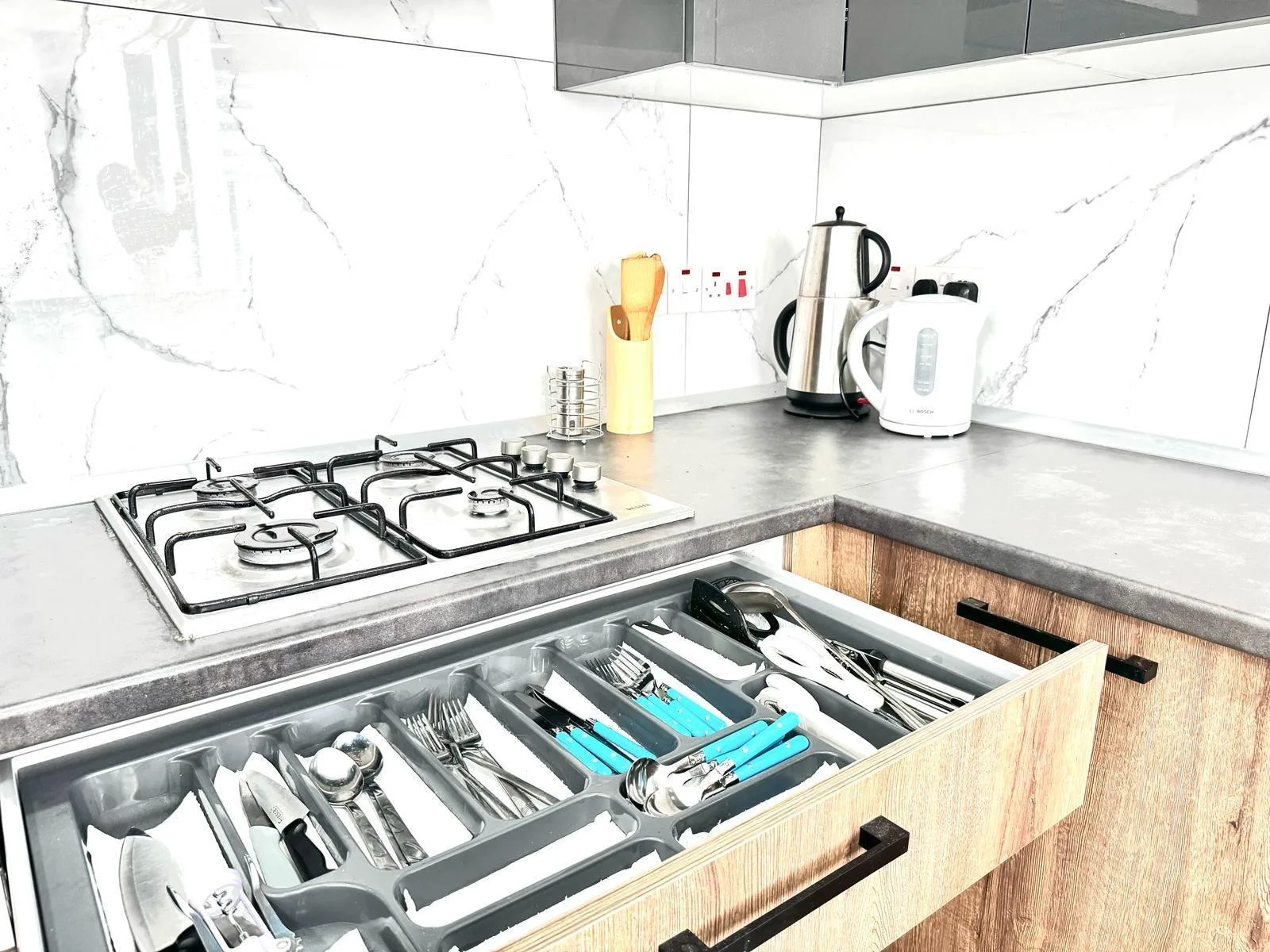 Fully Furnished 2-Bedroom Apartment with Private Terrace in Alsancak — £850/month — 17