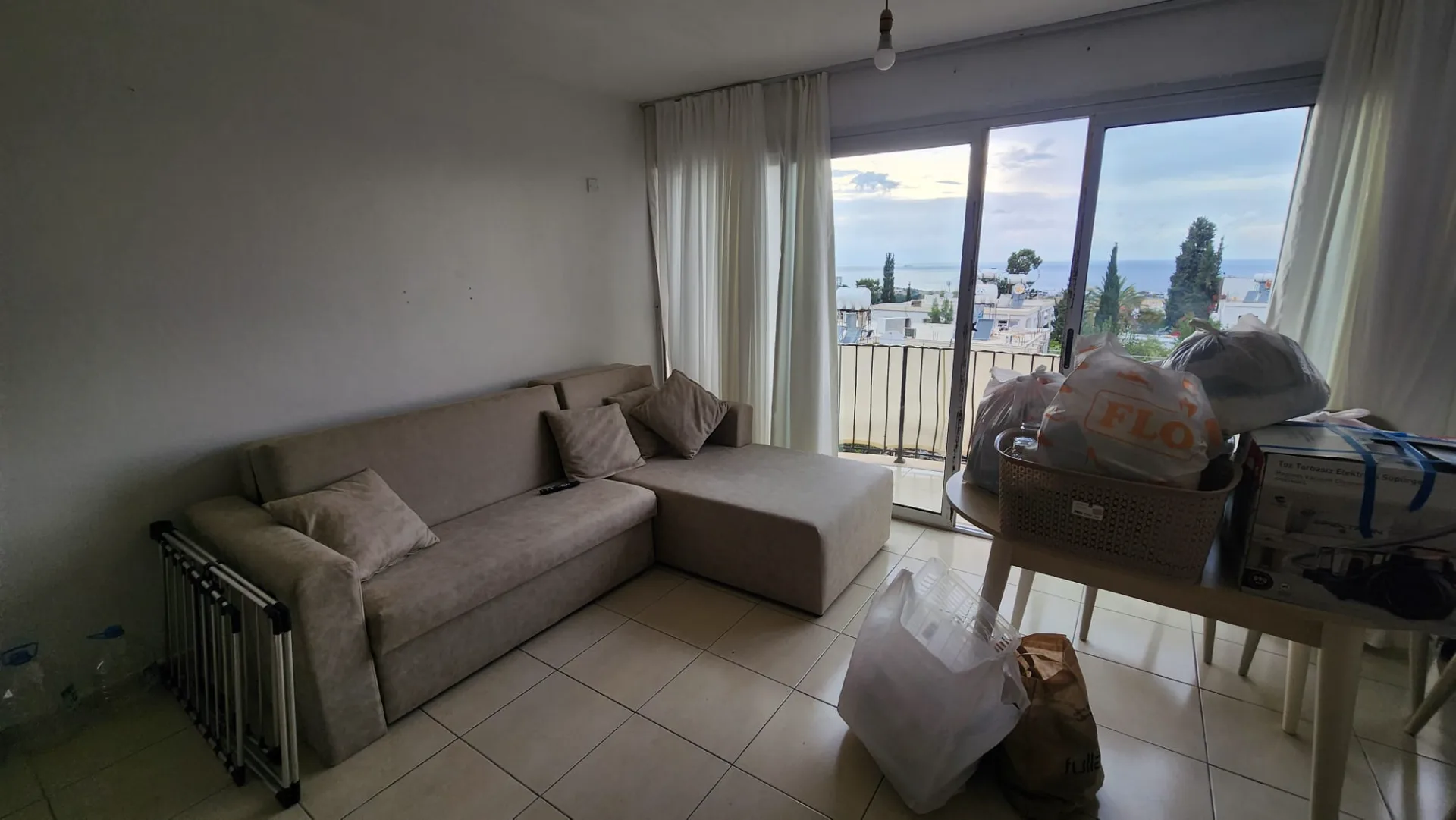 Unmöblierte 2-Zimmer-Wohnung mit Meerblick in Çatalköy — £500 monatlich — 8
