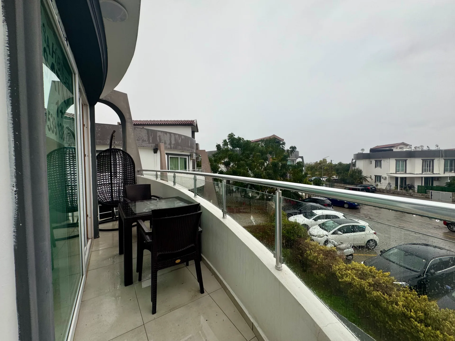 Furnished 1-Bedroom Apartment with Private Roof Terrace in Karaoğlanoğlu — £120,000 — 5