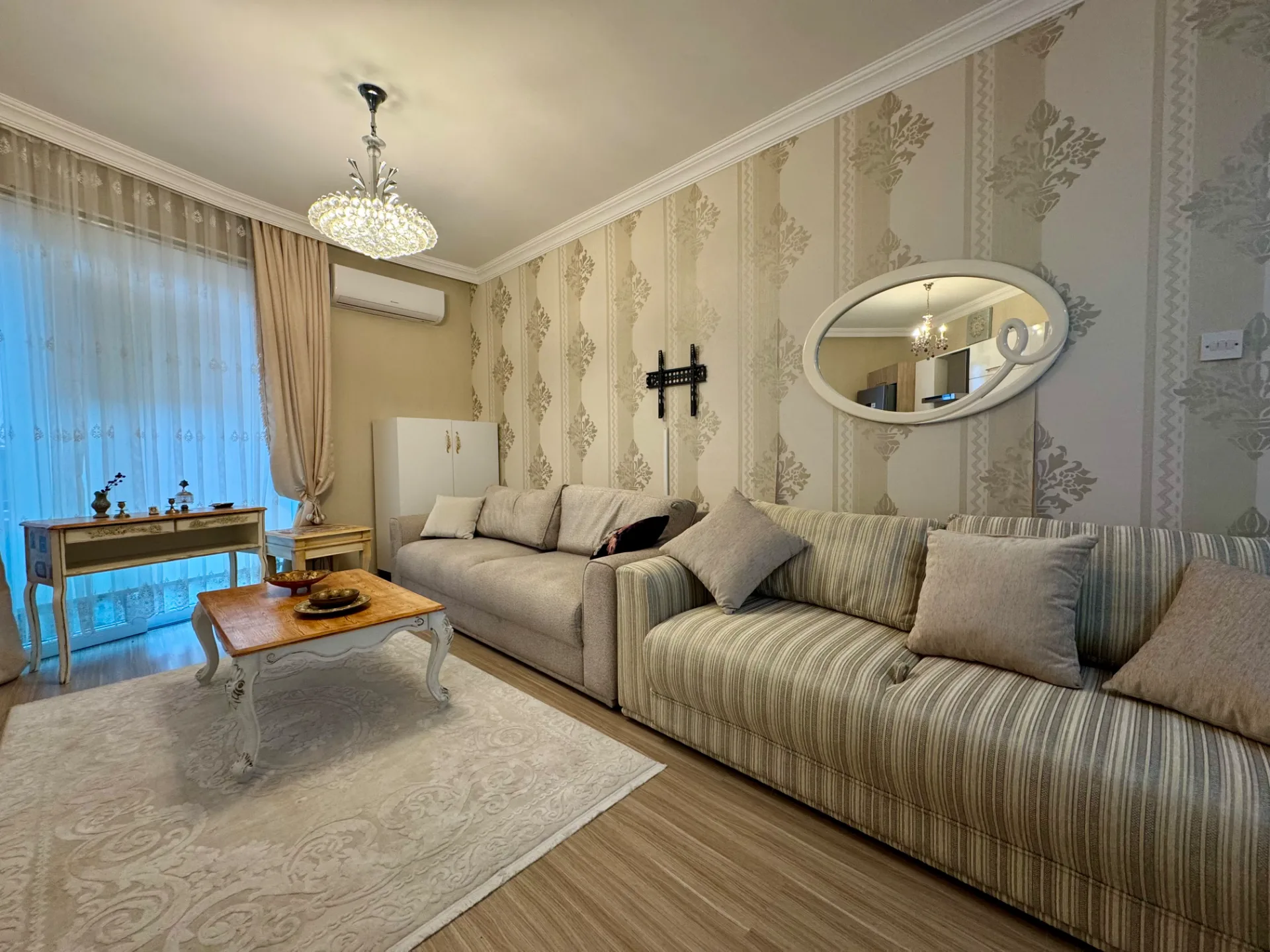 Furnished 1-Bedroom Apartment with Private Roof Terrace in Karaoğlanoğlu — £120,000 — 10