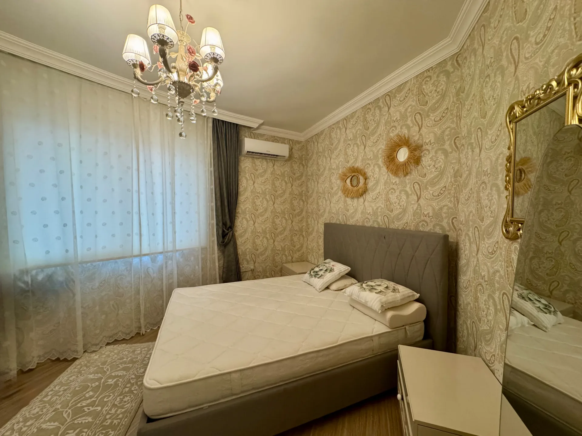 Furnished 1-Bedroom Apartment with Private Roof Terrace in Karaoğlanoğlu — £120,000 — 12