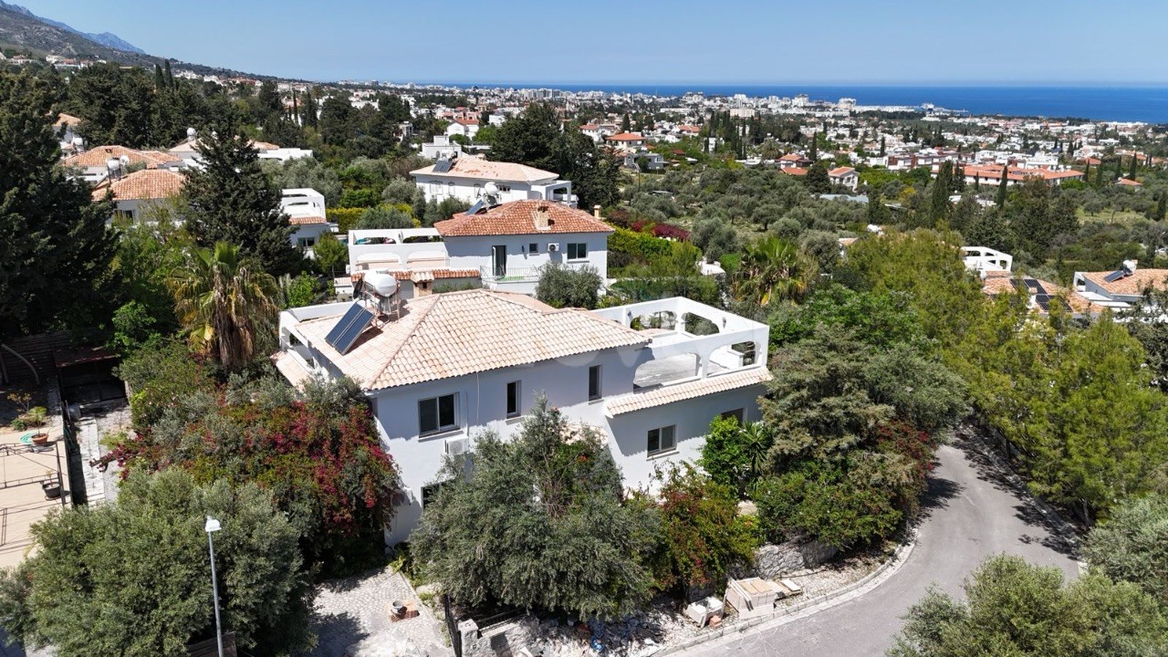 Luxury Private-Pool 4-Bedroom Villa in Ozanköy, Kyrenia — 3