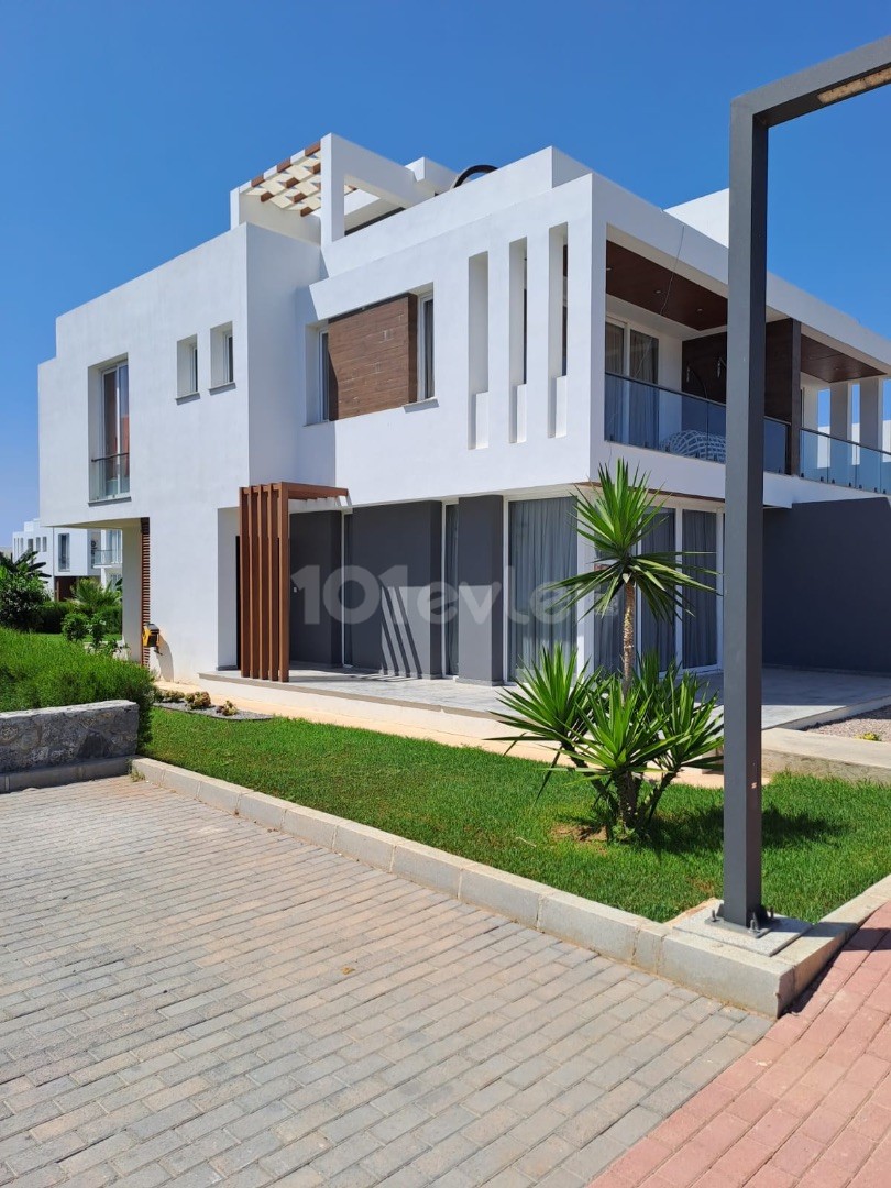 Вилла с 3 спальнями, Alsancak — Chapter One Realty