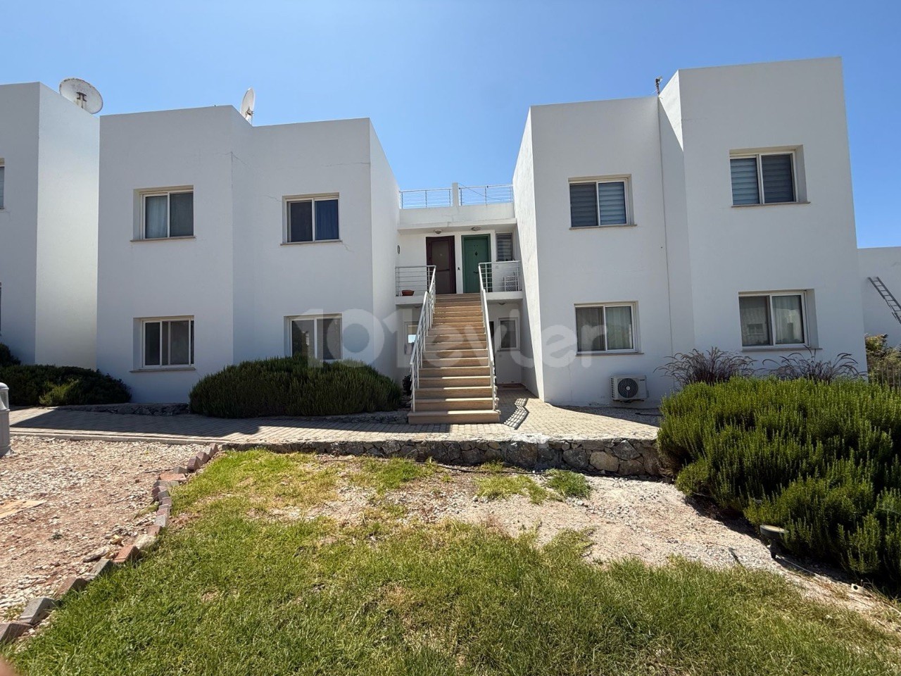 3-Schlafzimmer-Erdgeschosswohnung mit privater Terrasse in Tatlısu | C1-0064 — Chapter One Realty